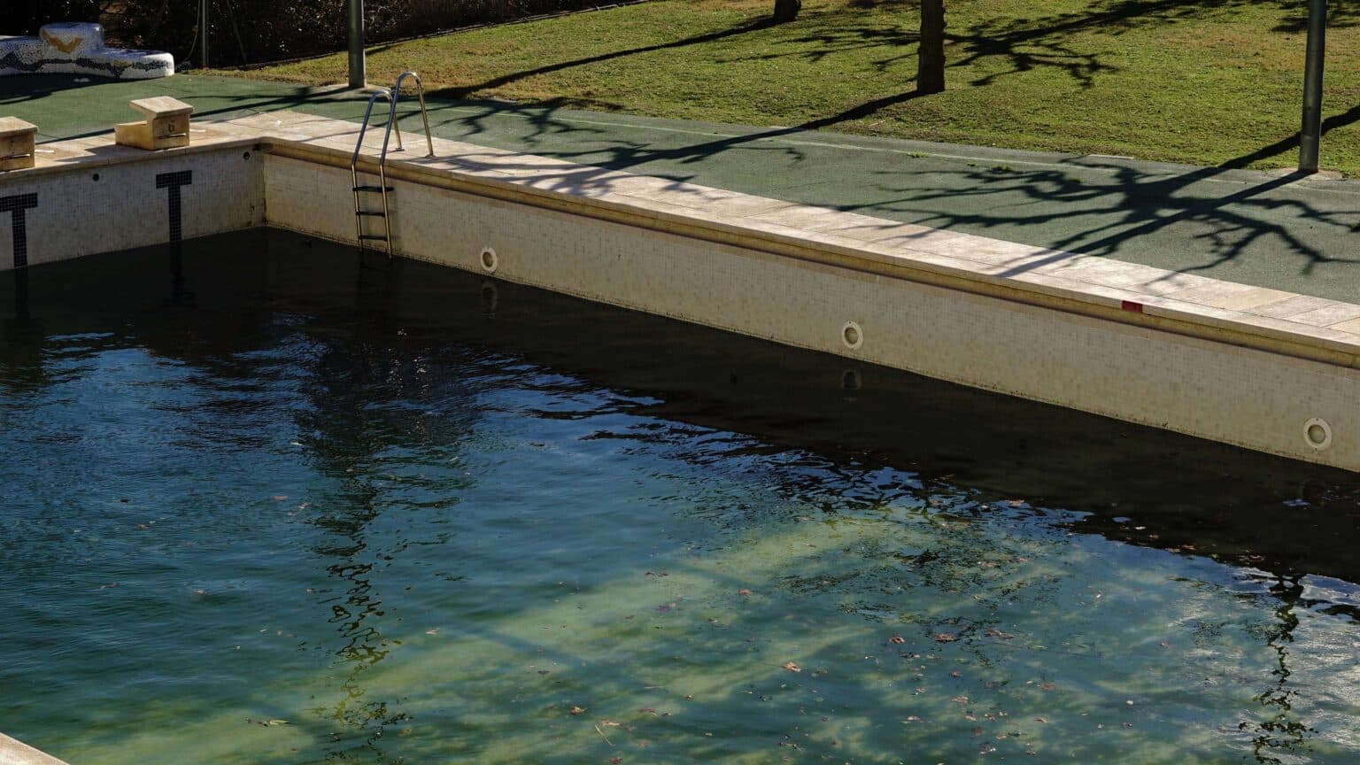 Why Does the Water Turn Green After Shock Chlorination? WATER